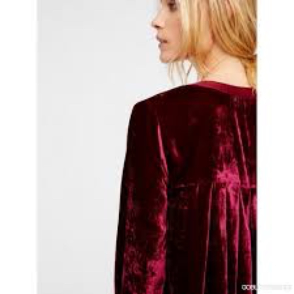 Red Choose Me Velvet Mini Cocktail Dress  Size: US - Picture 5 of 8